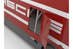 Mercedes O317 Porsche Transporter Rouge CMR 1:18 CMR149 Métal Moulé — image 10 sur 12