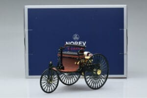 Mercedes Patent Motorwagen Vert Norev 1:18 183701 Métal Moulé — image 6 sur 6