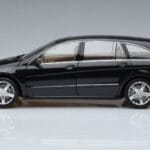Mercedes R-Class W251 Obsidian Noir Minichamps 1:18 B66962325 Métal Moulé - image 4 of 7