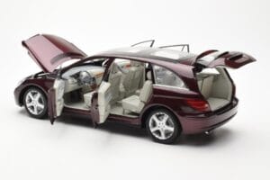 Mercedes R-Class W251 Rouge Métallique Minichamps 1:18 150034602 Métal Moulé — image 5 sur 8