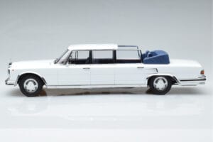 Mercedes 600 Pullman W100 Landaulet Blanc KK-Scale 1:18 KKDC181184 Métal Moulé — image 3 sur 6