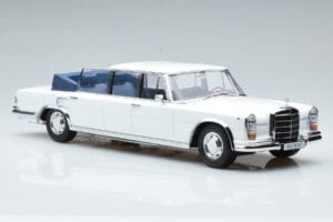 Mercedes 600 Pullman W100 Landaulet Blanc KK-Scale 1:18 KKDC181184 Métal Moulé — image 4 sur 6
