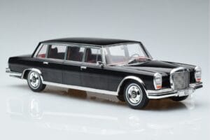 Mercedes 600 LWB Pullman W100 Noir MCG 1:18 MCG18187 Métal Moulé — image 4 sur 6
