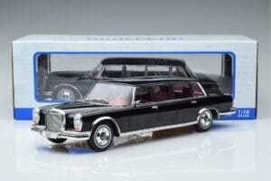 Mercedes 600 LWB Pullman W100 Noir MCG 1:18 MCG18187 Métal Moulé — image 6 sur 6