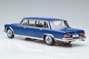 Mercedes S-Class 600 W100 LWB Pullman Bleu Foncé MCG 1:18 MCG18189 Métal Moulé — image 5 sur 6