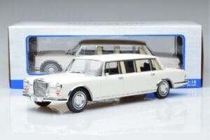 Mercedes S-Class 600 W100 LWB Pullman Blanc MCG 1:18 MCG18188 Métal Moulé — image 6 sur 6