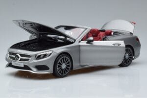 Mercedes S-Class A217 Cabriolet Gris Norev 1:18 B66960355 Métal Moulé — image 2 sur 8