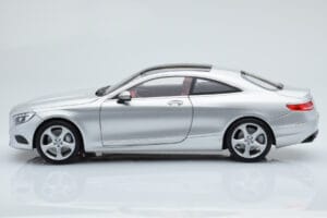 Mercedes S-Class W222 Iridium Argent Norev 1:18 B66961242 Métal Moulé — image 4 sur 8