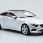 Mercedes S-Class W222 Iridium Argent Norev 1:18 - image 6 of 8
