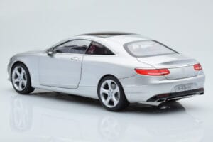 Mercedes S-Class W222 Iridium Argent Norev 1:18 B66961242 Métal Moulé — image 7 sur 8