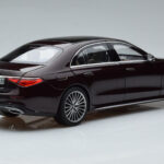 Mercedes S-Class W223 AMG Line Rouge Norev 1:18 - image 3 of 8