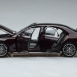Mercedes S-Class W223 AMG Line Rouge Norev 1:18 - image 4 of 8