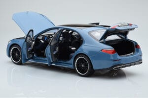 Mercedes S-Class W223 Vintage Bleu Norev 1:18 B66960828 Métal Moulé — image 4 sur 7