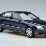 Mercedes S55 AMG W220 Bleu Norev 1:18 183817 Métal Moulé - image 5 of 7