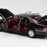 Mercedes S600 W140 Noir Norev 1:18 183722 - image 5 of 8