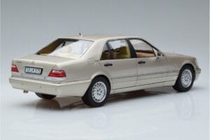 Mercedes S600 W140 Argent Norev 1:18 183723 Métal Moulé — image 3 sur 7