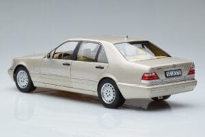 Mercedes S600 W140 Argent Norev 1:18 183723 Métal Moulé — image 6 sur 7