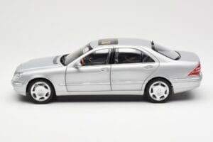Mercedes S600 W220 Argent Métallique Norev 1:18 183810 Métal Moulé — image 4 sur 8