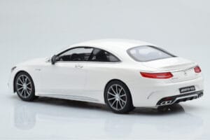 Mercedes AMG S63 C217 Coupe Blanc GT Spirit 1:18 B66960372 Résine — image 5 sur 6