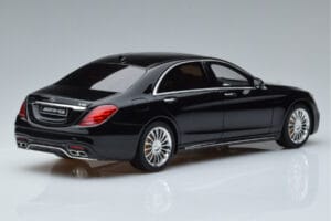 Mercedes AMG S65 W222 Noir GT Spirit 1:18 GT228 Résine — image 2 sur 6