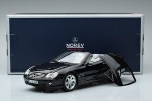 Mercedes SL500 R230 Noir Norev 1:18 183840 Métal Moulé — image 8 sur 8