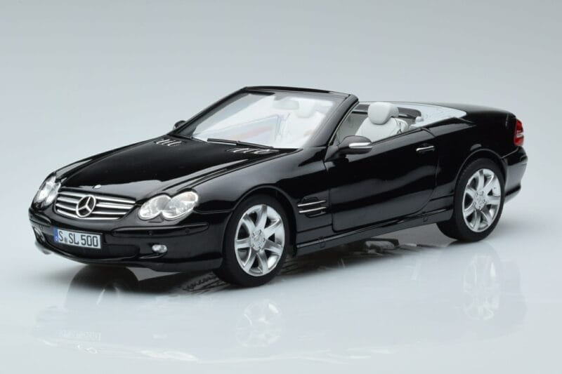 Mercedes SL500 R230 Noir Norev 1:18 183840 Métal Moulé