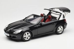 Mercedes SLK R171 Obsidian Noir Métallisé Minichamps 1:18 B66962319 Métal Moulé — image 2 sur 9