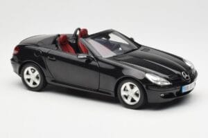 Mercedes SLK R171 Obsidian Noir Métallisé Minichamps 1:18 B66962319 Métal Moulé — image 7 sur 9