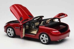 Mercedes SLK R172 Designo Zircon Rouge Minichamps 1:18 B66960513 Métal Moulé — image 5 sur 8