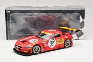Mercedes SLS AMG GT3 #35 Team Black Falcon T. Heyer / Jafer / Lemeret 24 Hours of Spa 2011 Minichamps 1:18 151113135 Métal Mo — image 6 sur 6