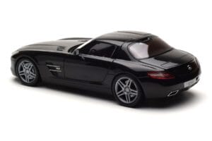 Mercedes SLS AMG Obsidian Noir Métallique Minichamps 1:18 B66960042 Métal Moulé — image 6 sur 7