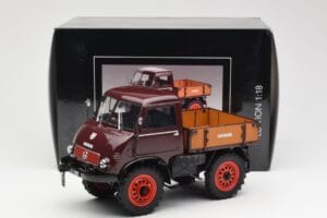 Mercedes Unimog 401 With Westfalia Cabin Schuco 1:18 450014300 Métal Moulé — image 8 sur 8