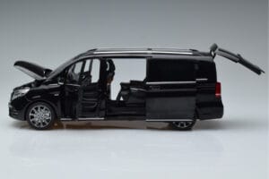 Mercedes V-Class W447 V260L Noir OEM 1:18 QALCN89911150 Métal Moulé — image 5 sur 8