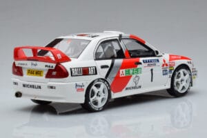 Mitsubishi Lancer Evo 4 T. Makinen / S. Harjanne Rally Catalunya 1997 Otto 1:18 OT409 Résine — image 2 sur 6