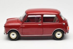 Morris Mini Minor Rouge Kyosho 1:18 08964R Métal Moulé — image 4 sur 8