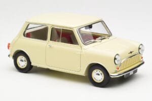 Morris Mini Minor Blanc Kyosho 1:18 08964W Métal Moulé — image 6 sur 8