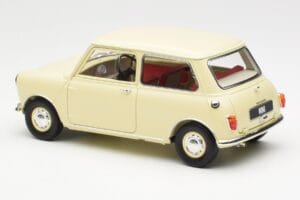 Morris Mini Minor Blanc Kyosho 1:18 08964W Métal Moulé — image 7 sur 8