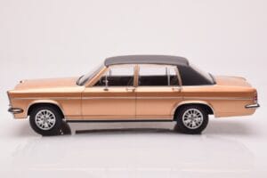 Opel Diplomat B Beige Métallisé MCG 1:18 MCG18335 Métal Moulé — image 3 sur 6