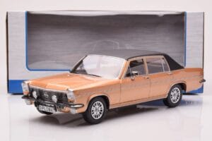 Opel Diplomat B Beige Métallisé MCG 1:18 MCG18335 Métal Moulé — image 6 sur 6