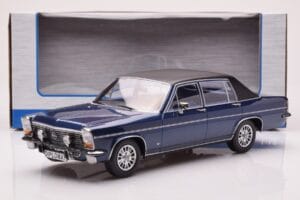Opel Diplomat B Bleu Foncé Métallisé MCG 1:18 MCG18336 Métal Moulé — image 6 sur 6