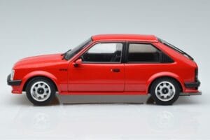 Opel Kadett D GTE Rouge MCG 1:18 MCG18269 Métal Moulé — image 3 sur 6