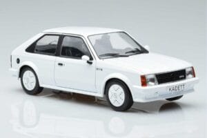 Opel Kadett D GTE Blanc MCG 1:18 MCG18268 Métal Moulé — image 4 sur 6