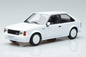 Opel Kadett D GTE Blanc MCG 1:18 MCG18268 Métal Moulé