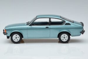 Opel Kadett C Rallye Winterfest Norev 1:18 183654 Métal Moulé — image 3 sur 6