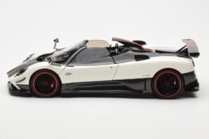 Pagani Zonda Cinque Roadster Blanc Benny Almost Real 1:18 850611001 Métal Moulé — image 4 sur 8