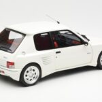 Peugeot 205 Dimma Blanc Otto 1:18 OT681 - image 2 of 6