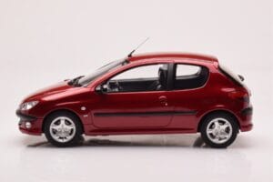 Peugeot 206 S16 Rouge Otto 1:18 OT1039 Résine — image 3 sur 6