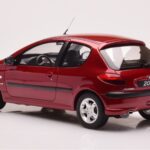 Peugeot 206 S16 Rouge Otto 1:18 - image 5 of 6