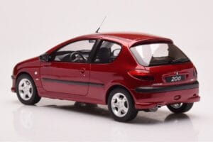 Peugeot 206 S16 Rouge Otto 1:18 OT1039 Résine — image 5 sur 6