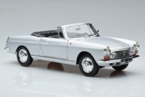 Peugeot 404 Cabriolet Argent Norev 1:18 184835 Métal Moulé — image 6 sur 8